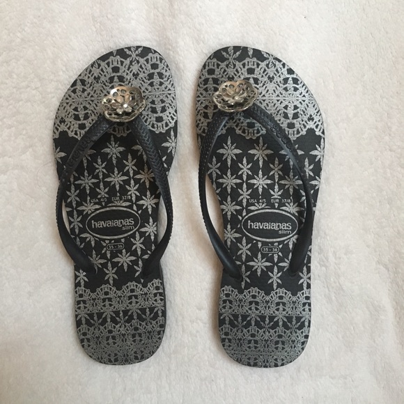 havaianas embellished flip flops